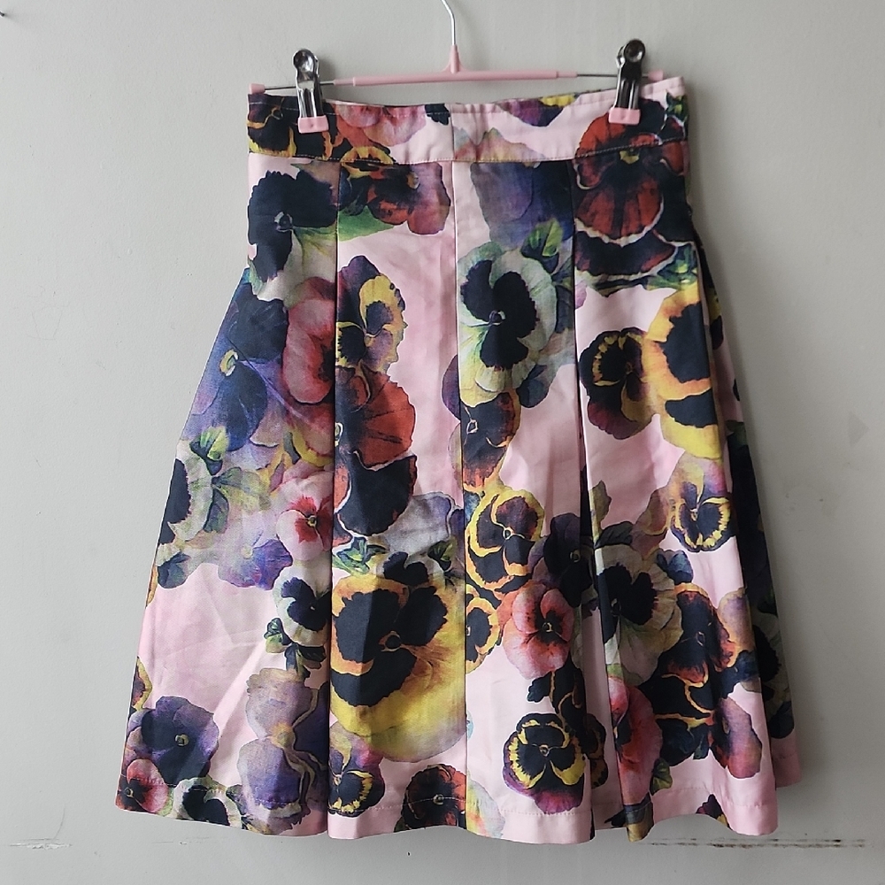Vibrant Floral A-Line Skirt - Multicolor. Without Tag